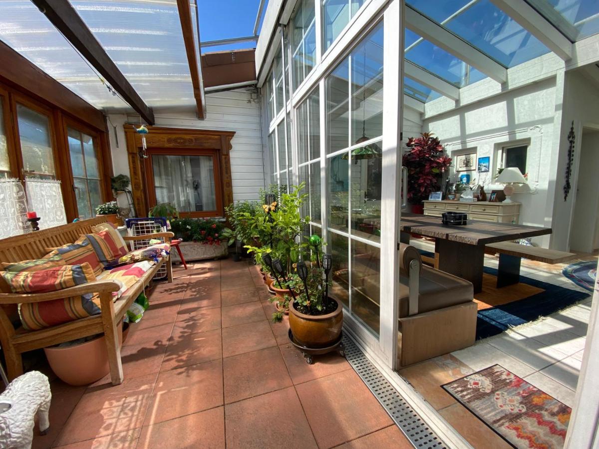 Haus Pia Executive Suites Friedrichshafen Exterior photo