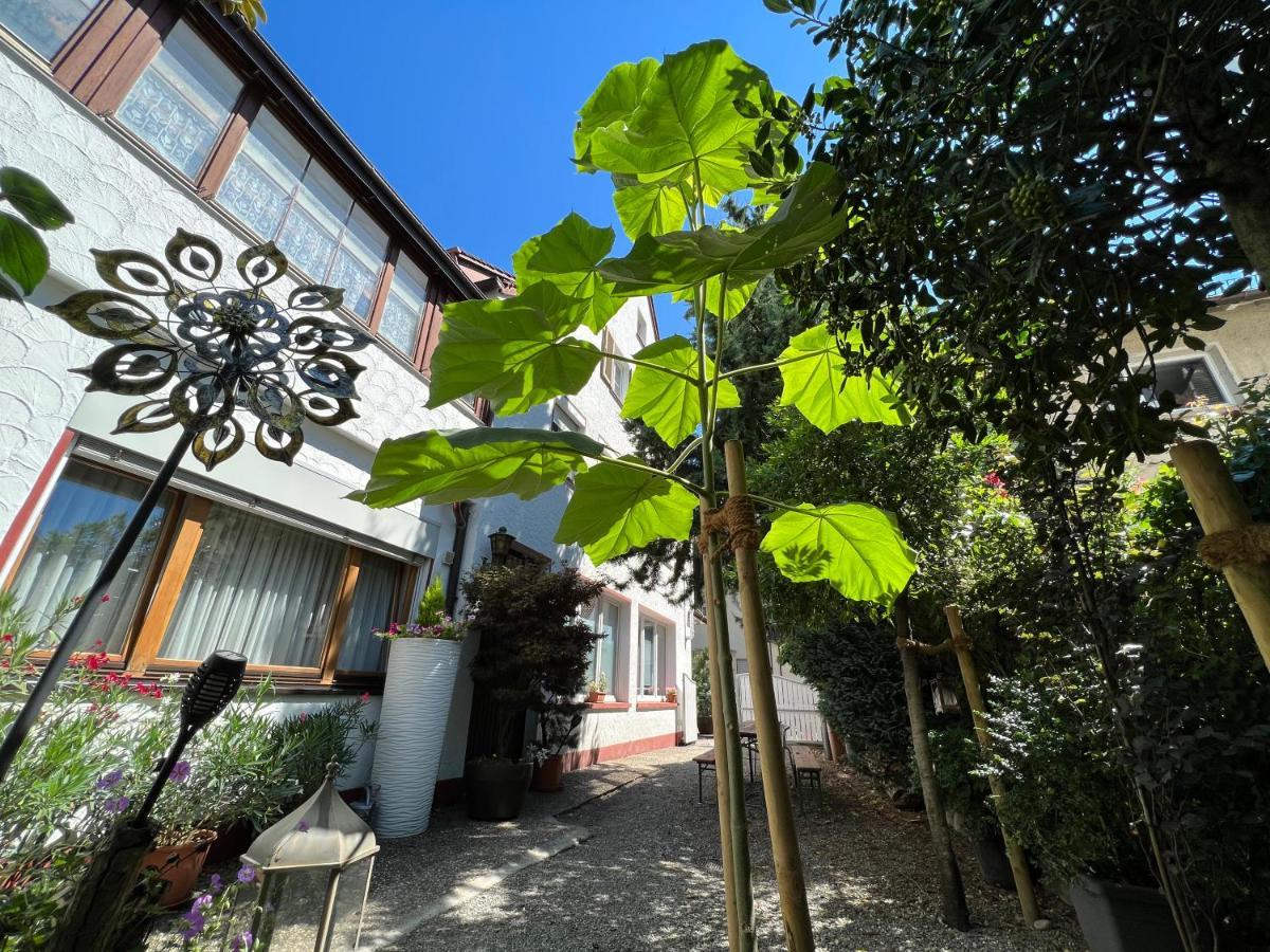 Haus Pia Executive Suites Friedrichshafen Exterior photo