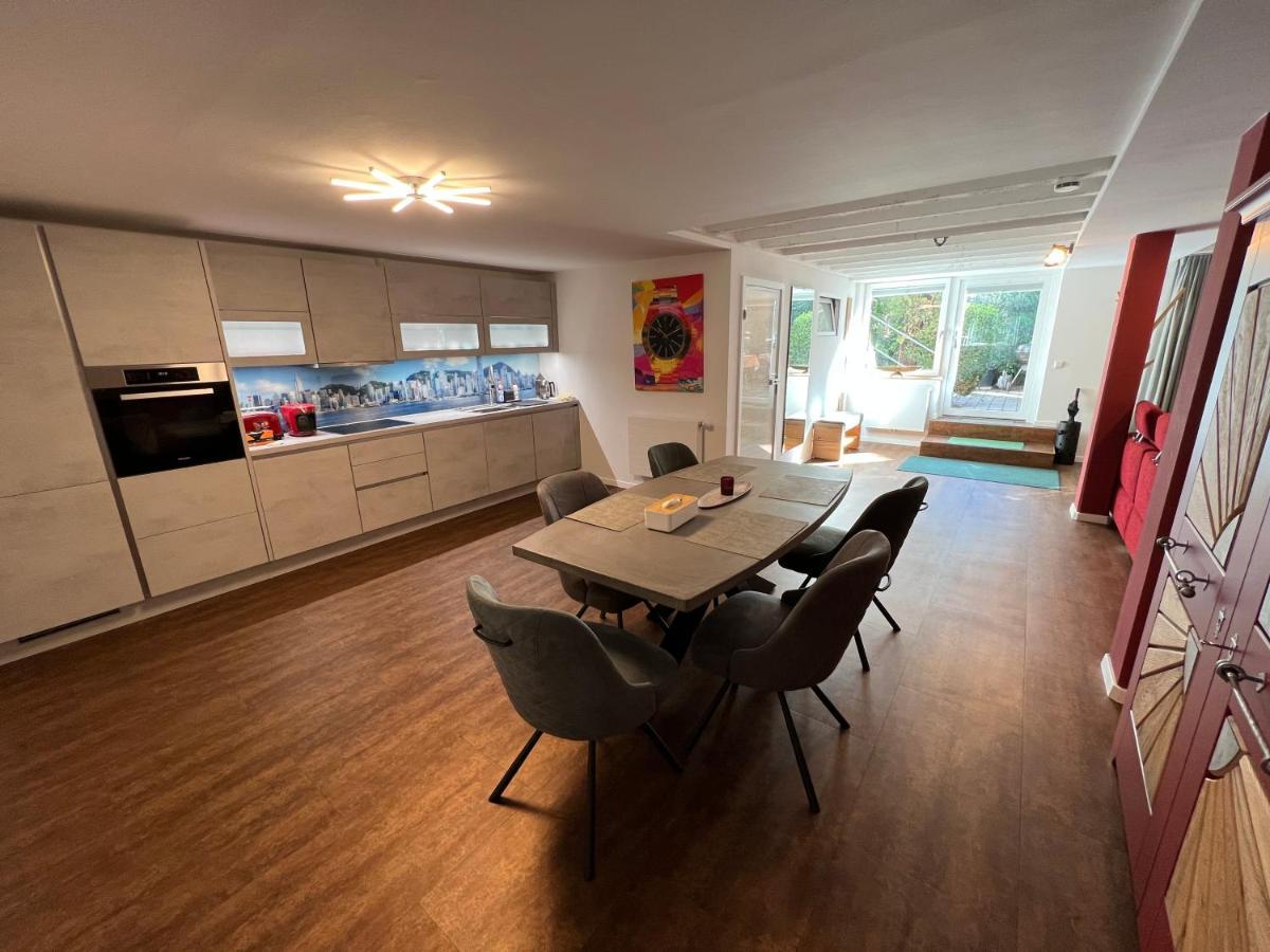 Haus Pia Executive Suites Friedrichshafen Exterior photo